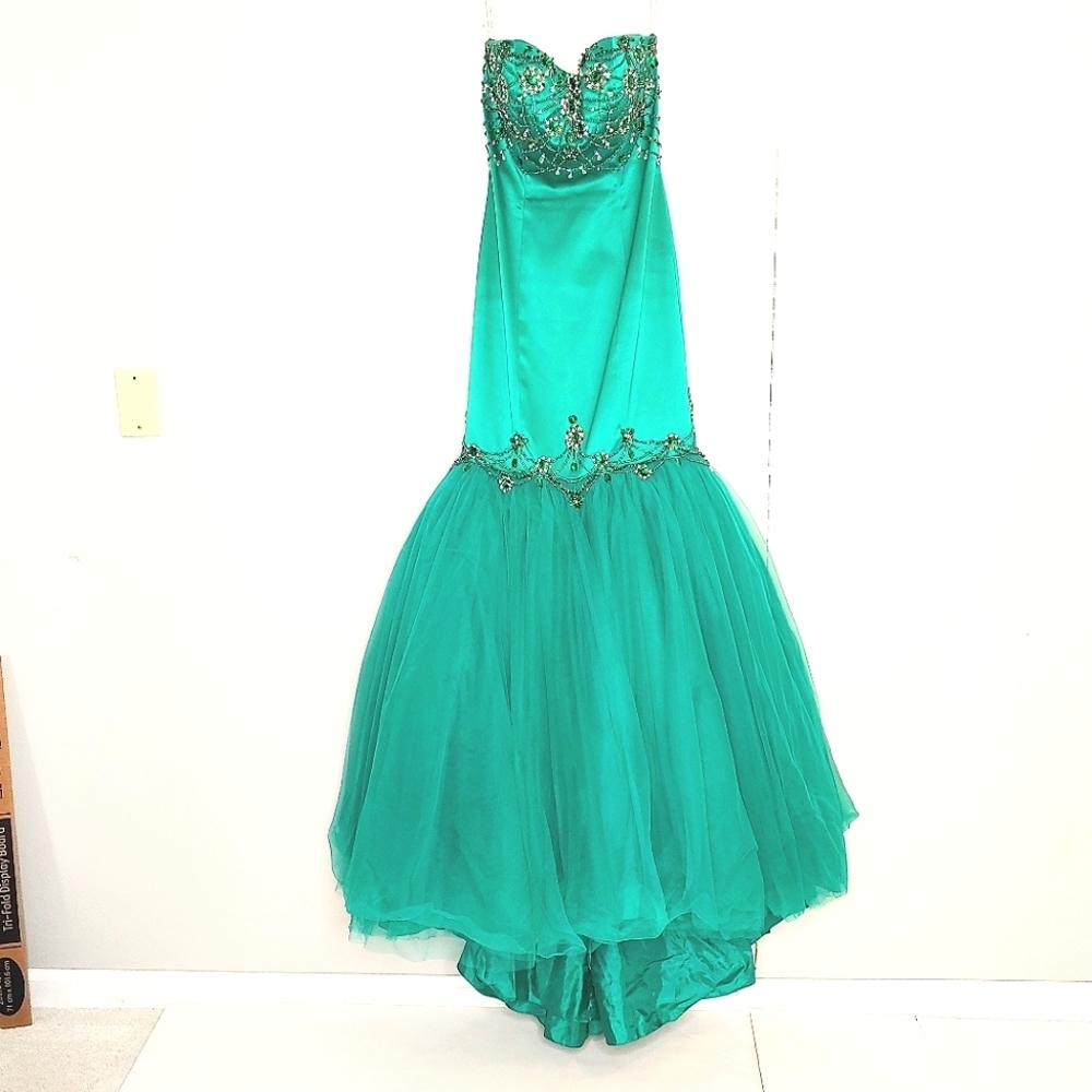 Sherri Hill green, long formal dress 2